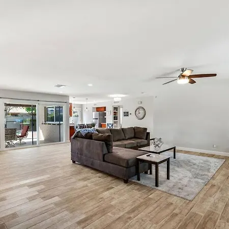 Amazing 3 Bedroom W/Pool, Minutes From Phx And Sports Glendale Exterior photo