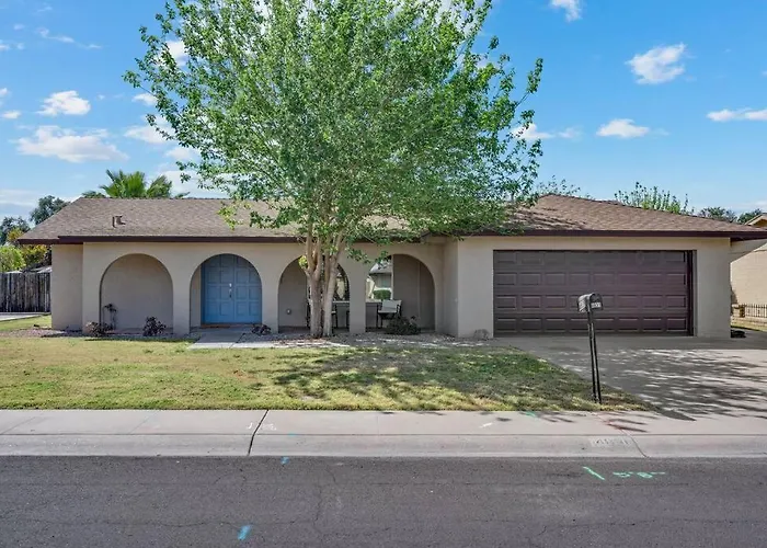 Amazing 3 Bedroom W/Pool, Minutes From Phx And Sports