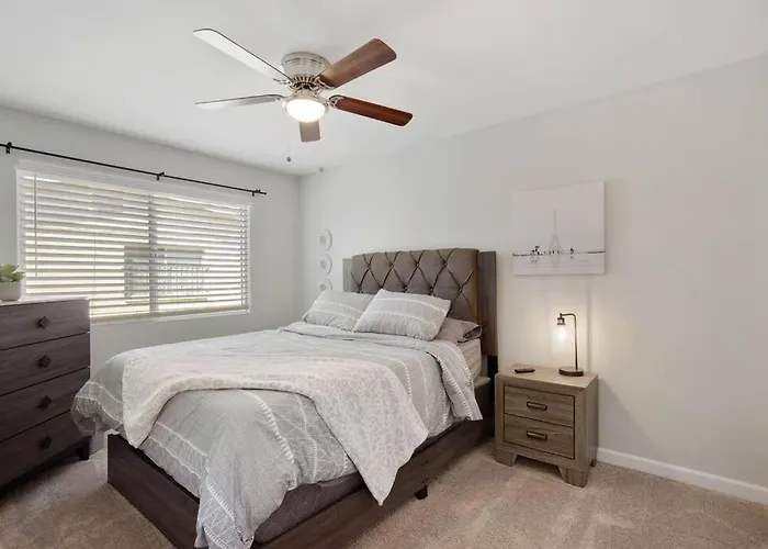 Amazing 3 Bedroom W/Pool, Minutes From Phx And Sports